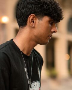 CRYSTAL_MAGNETIC_STUDS1_1_optimized